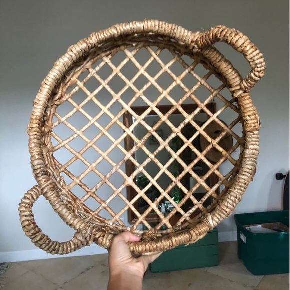 Beautiful Basket - Picture 2 of 3